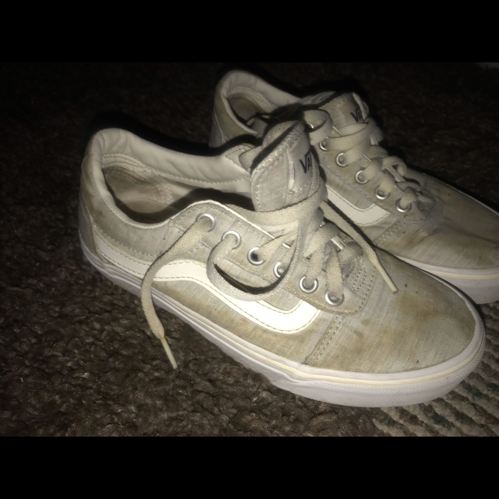 Off the wall vans (grey with colorful speckles)